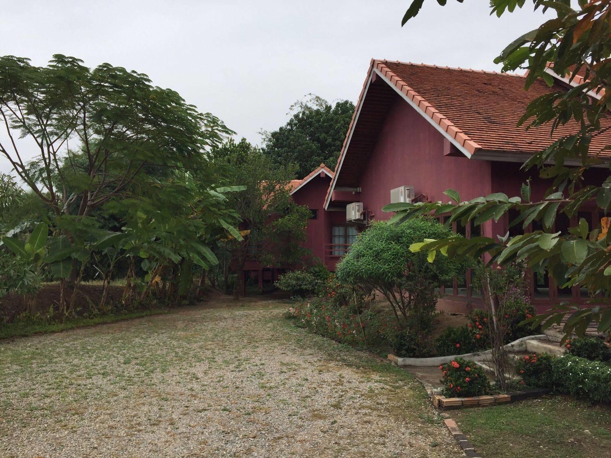Chiangmai Royal Creek Hotel Hang Dong Exterior foto