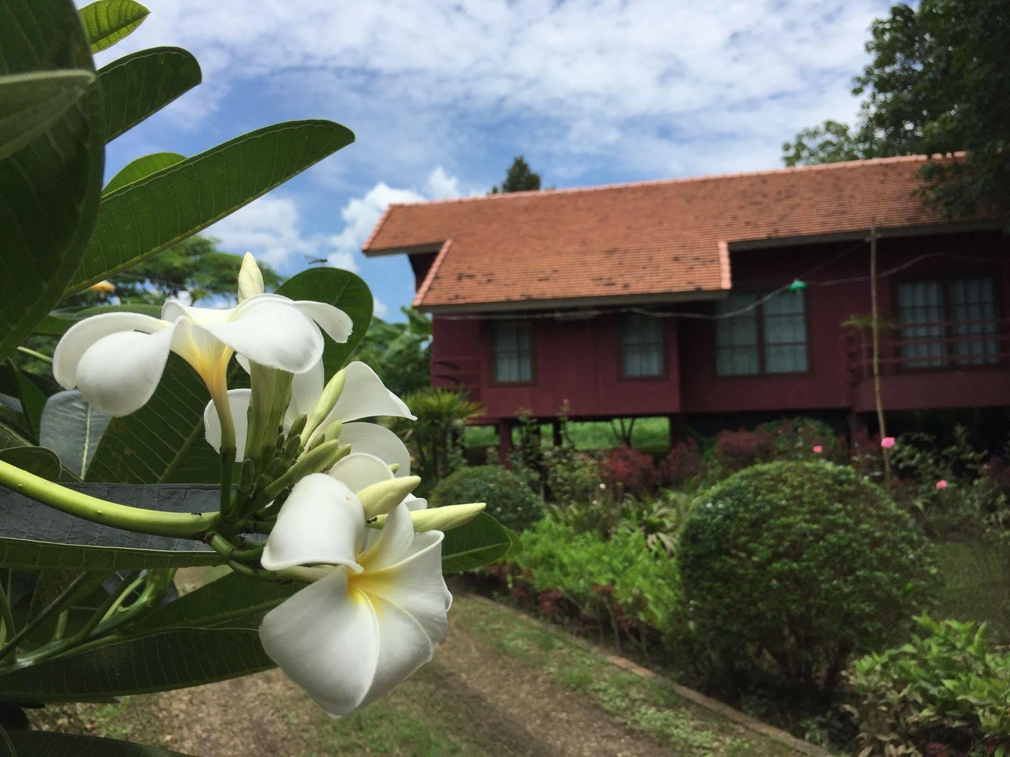 Chiangmai Royal Creek Hotel Hang Dong Exterior foto