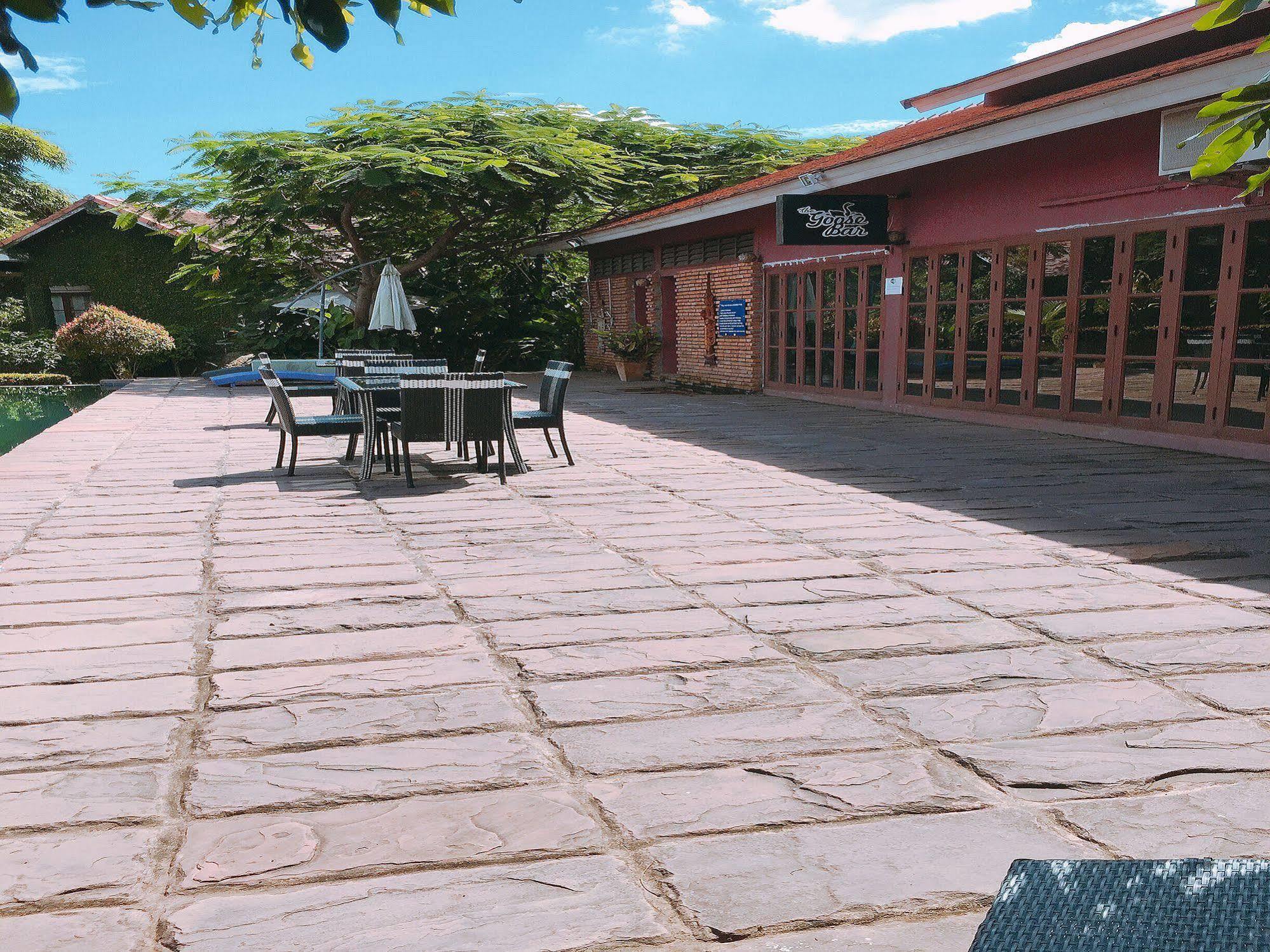 Chiangmai Royal Creek Hotel Hang Dong Exterior foto